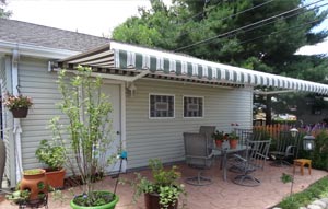 retractable awnings